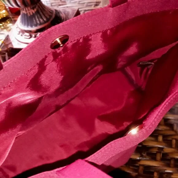 Nice Bath & Body Works Burgundy Tote Satin Velvet Stripes Roomy Purse/Handbag - Picture 11 of 14